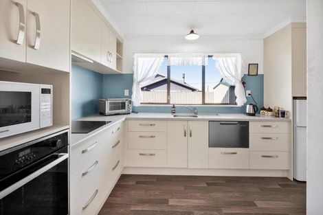 Photo of property in 36a Caledonia Street, Hawera, 4610