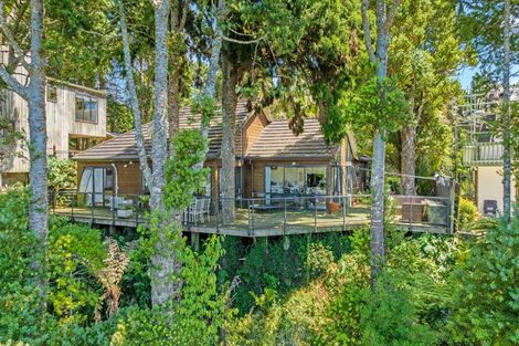 Photo of property in 242 Konini Road, Titirangi, Auckland, 0604