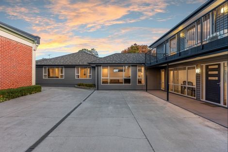 Photo of property in 87 Wairakei Road, Bryndwr, Christchurch, 8053