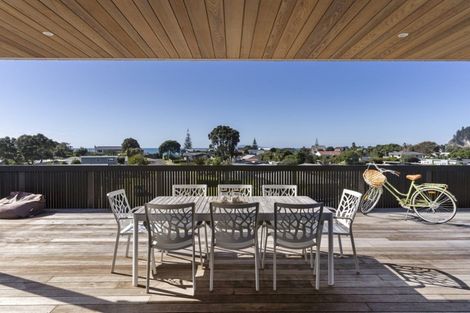Photo of property in 24 Dolphin Drive, Whiritoa, Whangamata, 3691