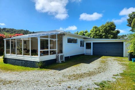 Photo of property in 82 Marsden Road, Greymouth, 7805