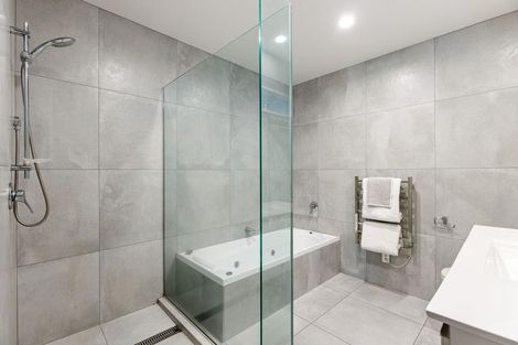 Photo of property in 562a Madras Street, St Albans, Christchurch, 8014