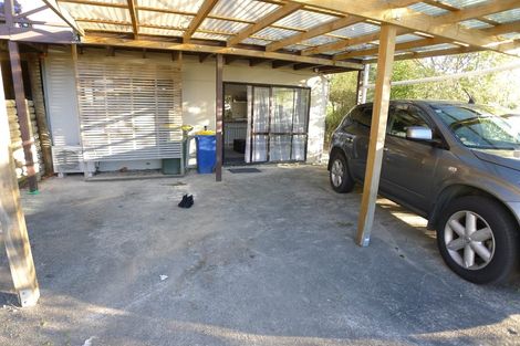 Photo of property in 23 Flaunty Place, West Harbour, Auckland, 0618
