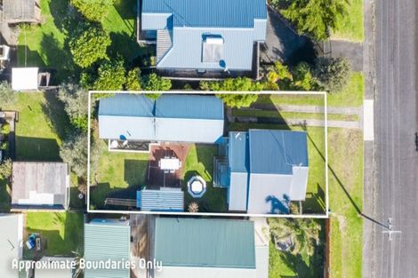 Photo of property in 16 Wallnutt Avenue, Waihi Beach, 3611
