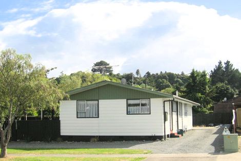Photo of property in 9b Gemstone Drive, Birchville, Upper Hutt, 5018