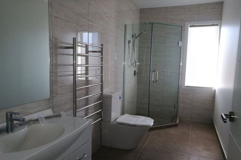 Photo of property in 111 Mountbatten Avenue, Hillcrest, Auckland, 0627