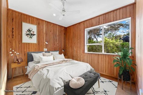 Photo of property in 35 Clinton Road, Tawharanui Peninsula, Matakana, 0986