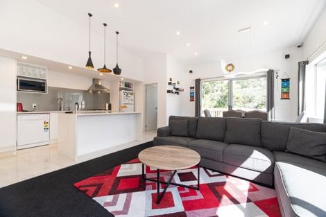 Photo of property in 27f Rehia Road, Massey, Auckland, 0614