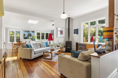 Photo of property in 52 Reuben Avenue, Brooklyn, Wellington, 6021