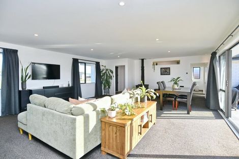 Photo of property in 3 Merino Crescent, Amberley, 7410