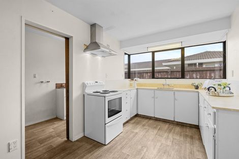 Photo of property in 2/1 Alvarez Place, Somerfield, Christchurch, 8024