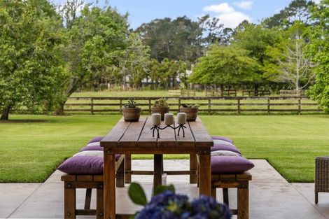 Photo of property in 5 Dysart Lane, Kumeu, 0891