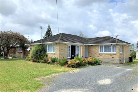 Photo of property in 5 Kerry Place, Papakura, 2110
