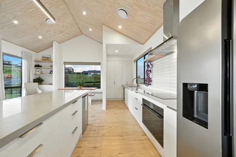 Photo of property in 1 Eaglesfield Close, Westmorland, Christchurch, 8025