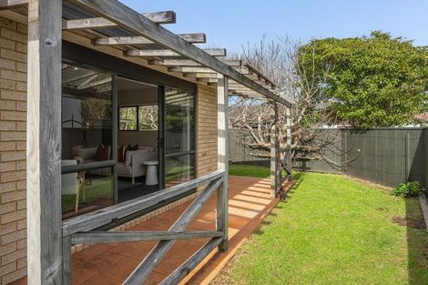 Photo of property in 15a Watson Drive, Paraparaumu Beach, Paraparaumu, 5032