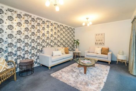 Photo of property in 1 Innisfree Place, Northwood, Christchurch, 8051