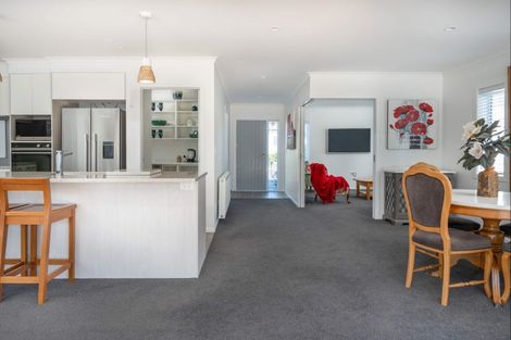 Photo of property in 2 Huka Heights Drive, Rangatira Park, Taupo, 3330