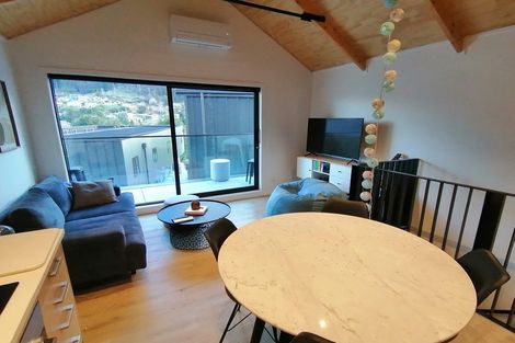 Photo of property in The Alex Apartments, 135u8a Hallenstein Street, Queenstown, 9300