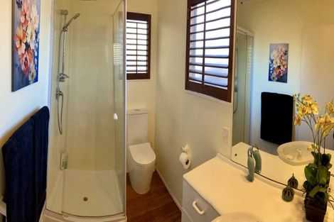 Photo of property in 2/71 Balmain Road, Birkenhead, Auckland, 0626