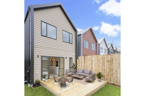 Photo of property in 23 Bristol Freighter Road, Hobsonville, 0616