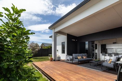 Photo of property in 7 Rich Rise, Havelock North, 4130