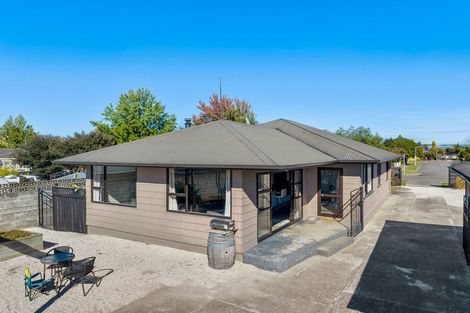 Photo of property in 93 Houldsworth Street, Blenheim, 7201