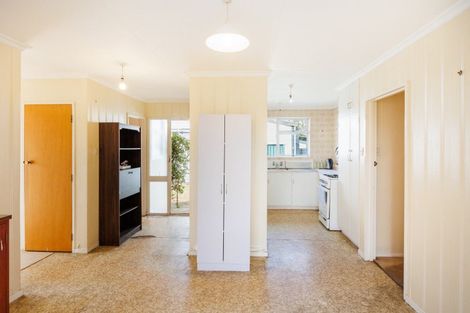 Photo of property in 4 Waihi Place, Westbrook, Palmerston North, 4412