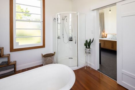 Photo of property in 49 Te Aute Road, Havelock North, 4130