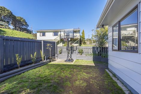 Photo of property in 13a Arawhata Street, Ranui, Porirua, 5024
