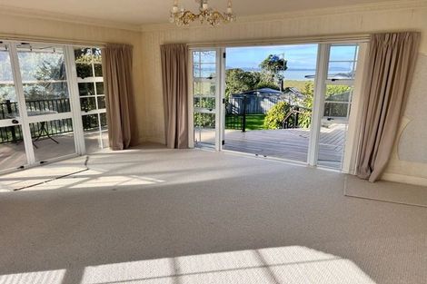Photo of property in 21 Oakpark Place, West Harbour, Auckland, 0618