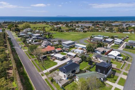 Photo of property in 24 Koutunui Road, Athenree, Katikati, 3177