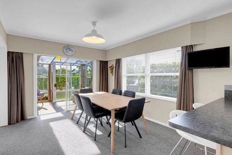 Photo of property in 4 Marnane Terrace, St Andrews, Hamilton, 3200