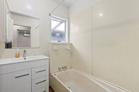 Photo of property in 198 Rautawhiri Road, Helensville, 0875