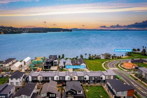 Photo of property in 35 Treloar Crescent, Hobsonville, Auckland, 0616