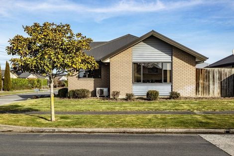 Photo of property in 4 Charente Way, Yaldhurst, Christchurch, 8042