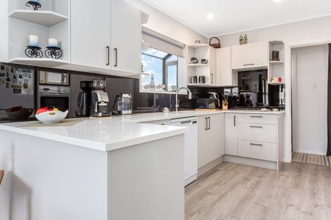 Photo of property in 21 Bonnie Glen Crescent, Ebdentown, Upper Hutt, 5018
