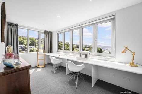 Photo of property in 2 Coolidge Street, Brooklyn, Wellington, 6021