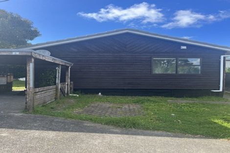 Photo of property in 7 Vera Road, Te Atatu South, Auckland, 0610