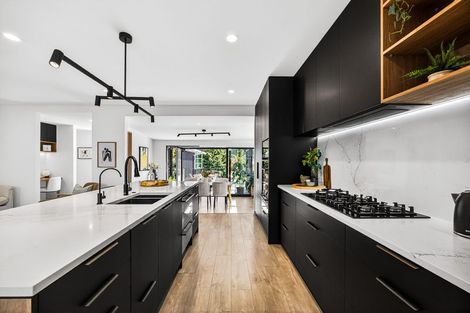 Photo of property in 6 Blacks Road, Greenhithe, Auckland, 0632