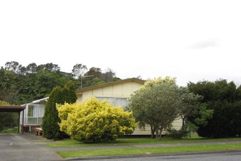 Photo of property in 2/70 Riversdale Drive, Merrilands, New Plymouth, 4312