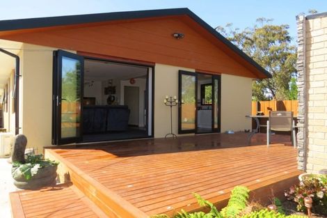 Photo of property in 2/241 Waterloo Road, Hornby, Christchurch, 8042