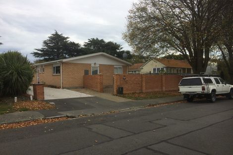 Photo of property in 30a Roche Avenue, Upper Riccarton, Christchurch, 8041