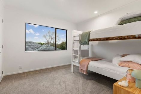 Photo of property in 18a Bushlands Drive, Albany, Auckland, 0632