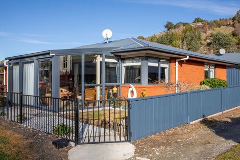 Photo of property in 14b Scotland Street, Roxburgh, 9500