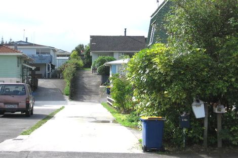 Photo of property in 2/17 Ribblesdale Road, Henderson, Auckland, 0612