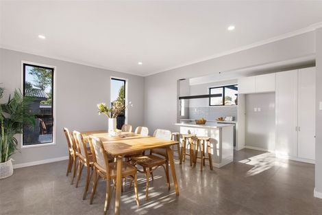 Photo of property in 1/97 Weston Road, St Albans, Christchurch, 8052