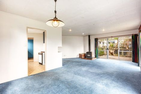 Photo of property in 108 Omapere Street, Whitby, Porirua, 5024
