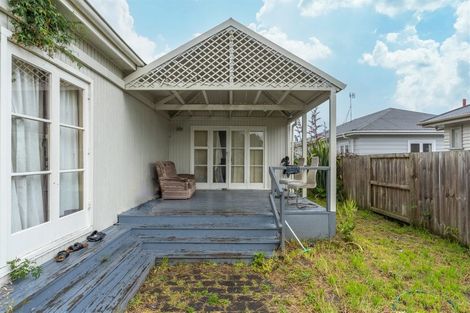 Photo of property in 217 Fox Street, Hamilton East, Hamilton, 3216