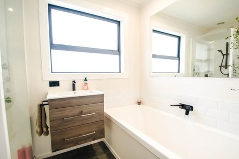 Photo of property in 4 Campbelton Street, Lawrence, 9532