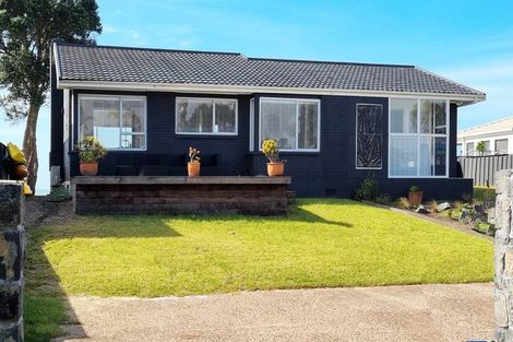 Photo of property in 305 Hibiscus Coast Highway, Orewa, 0931